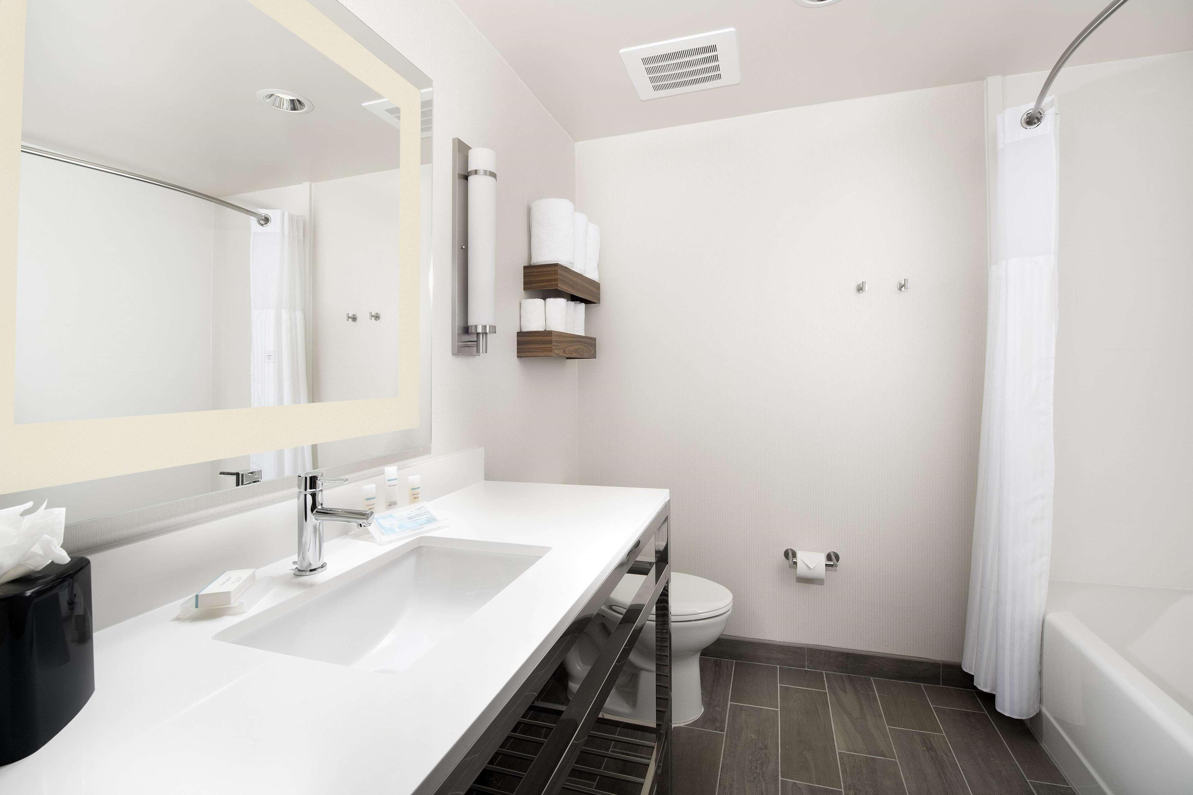 Hilton Garden Inn San Antonio Downtown Riverwalk Bagian luar foto